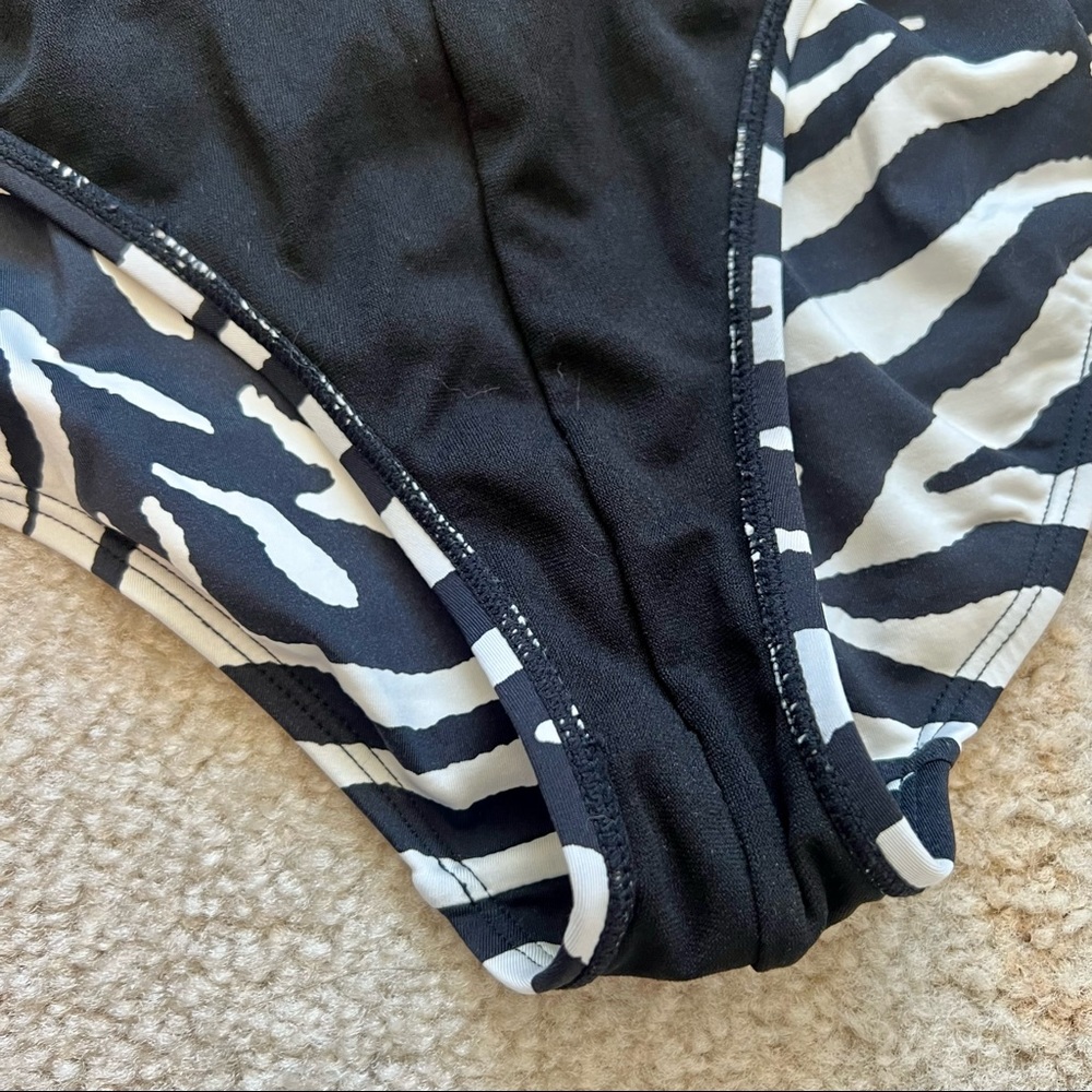 OLD NAVY Zebra Print One Piece Bathing Suit—SZ. Small - Picture 7 of 9